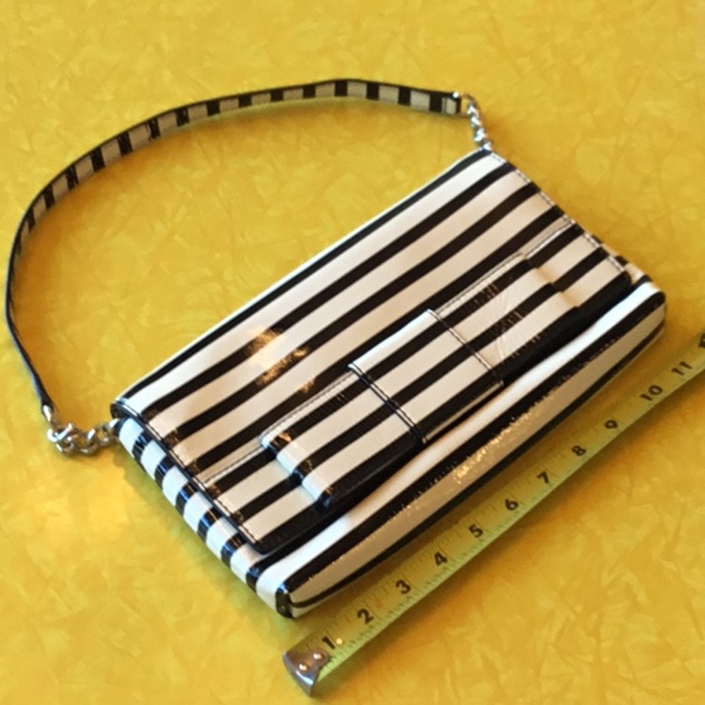 Kate Spade stripped purse. Black and white and cream.